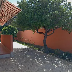 Casa vacanze Casa Vacanze, Santa Caterina Di Pittinuri (Sardinia)